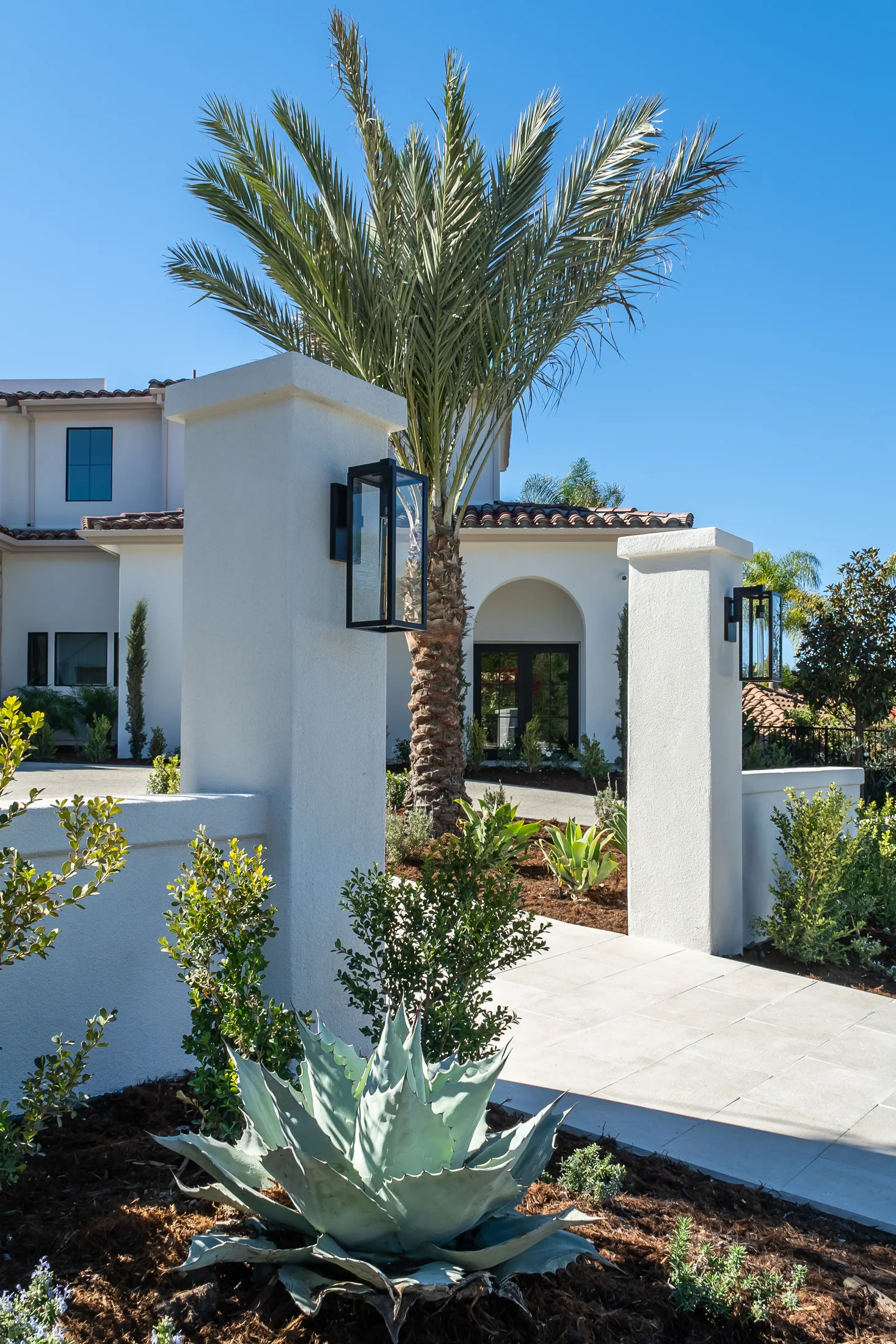Hillside Estate — outdoor living detail 6