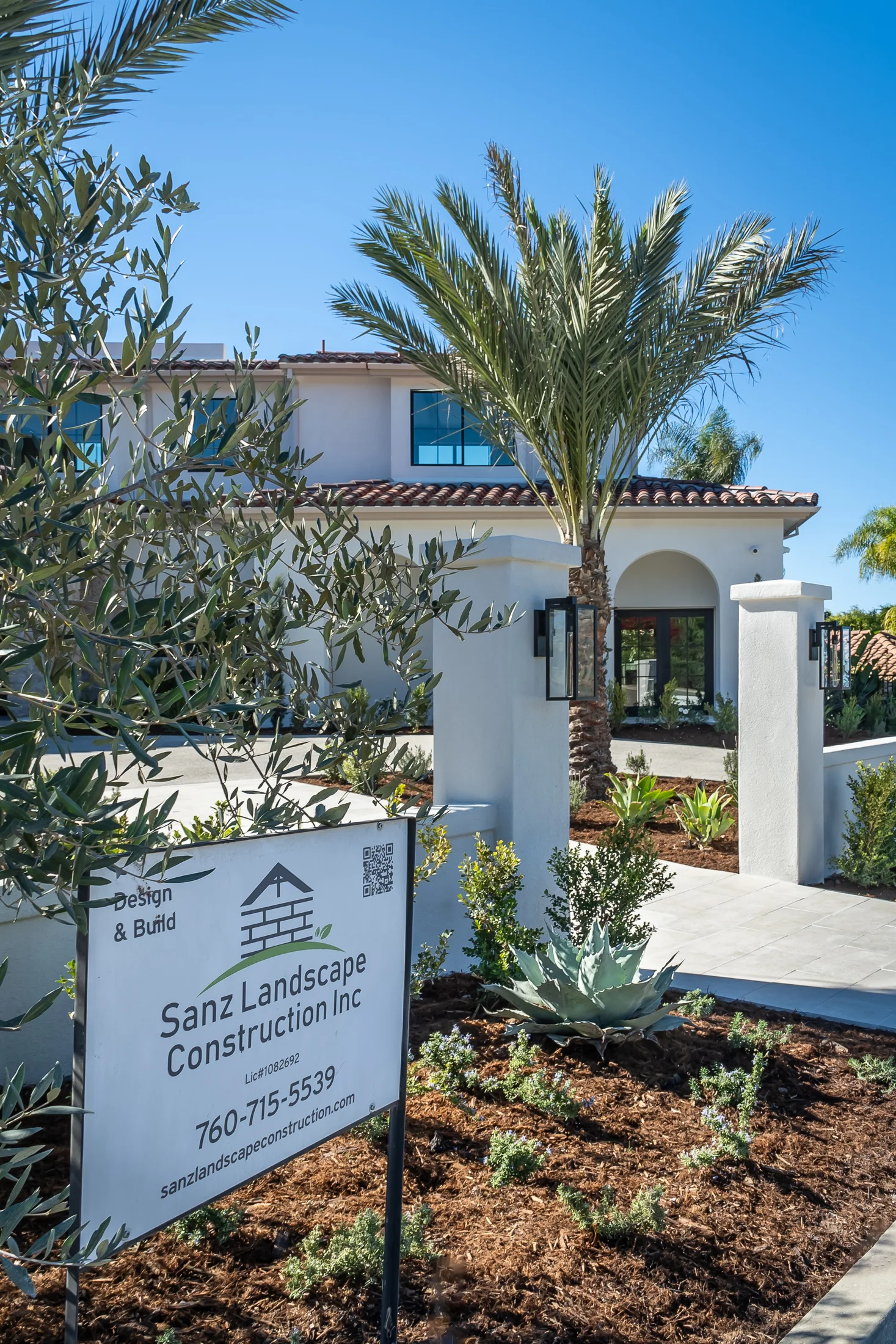 Hillside Estate — outdoor living detail 5
